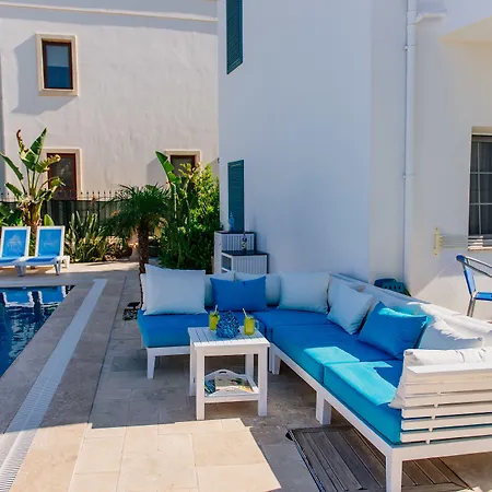 Via Farilya Hotel 2*