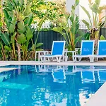 Via Farilya Hotel